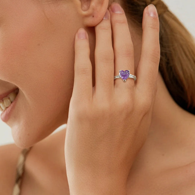 Purple Heart Taper Side Stone Zircon Ring