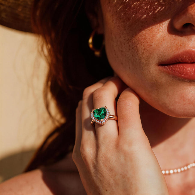 Emerald Heart Halo Zircon Ring