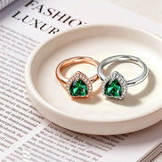 Emerald Heart Halo Zircon Ring